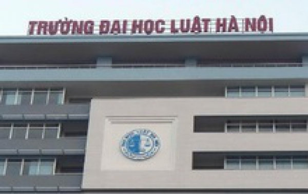 Trưởng khoa tại Đại học Luật Hà Nội bị “tố” cưỡng dâm đã thôi việc