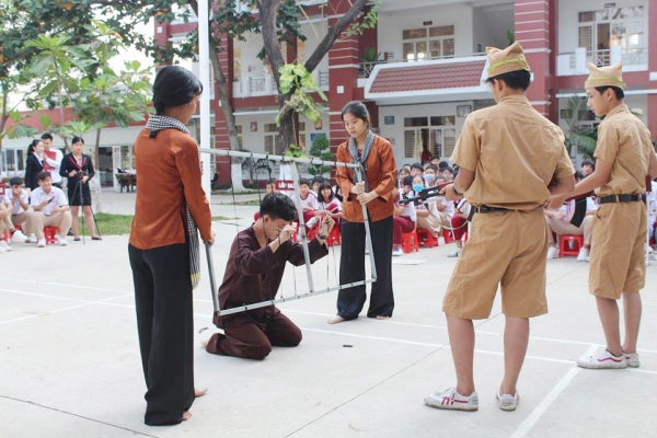 Dạy văn bằng cách... diễn kịch