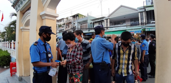 TP. Châu Đốc: “Đi từng ngõ, gõ từng nhà” rà soát các trường hợp đi về từ vùng dịch