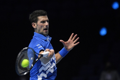 Djokovic gặp khó tại ATP Finals 2020