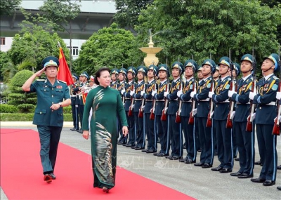 Chủ tịch Quốc hội thăm và làm việc tại Quân chủng Phòng không-Không quân