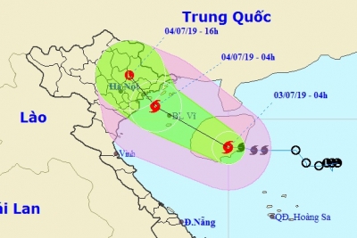 Bão số 2 giật cấp 11 &quot;trực chỉ&quot; vào Quảng Ninh - Ninh Bình