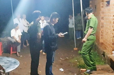 Ra tay sát hại dã man khi con trai đang ngủ