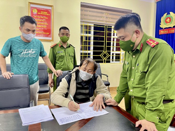 Lời khai rợn người của nghi phạm sát hại dã man bố, mẹ và em gái