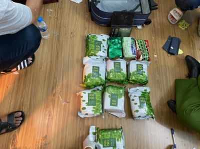 Công an đột kích kho ma tuý "khủng" ở TP HCM