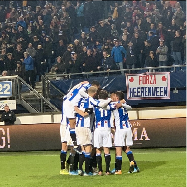 Văn Hậu dự bị, SC Heerenveen ngược dòng ấn tượng trước Sparta Rotterdam