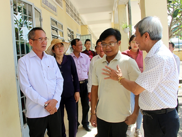 Bí thư Tỉnh ủy Lữ Văn Hùng: Các trường chủ động, chuẩn bị chu đáo cho năm học mới