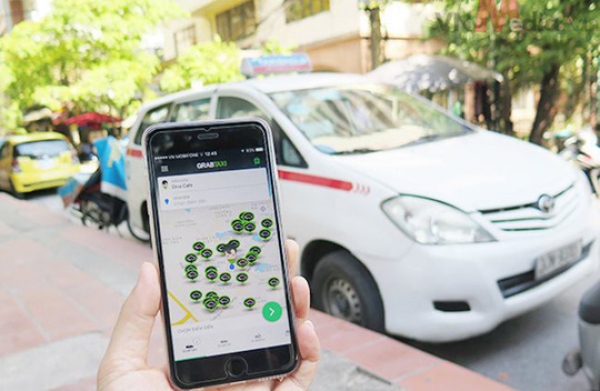 Hiệp hội Taxi tiếp tục đấu căng với Grab