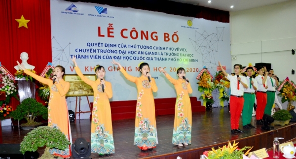 Trường Đại học An Giang: Sức trẻ tuổi 20