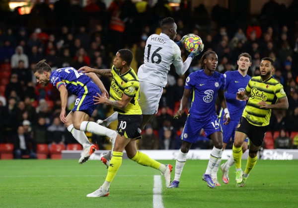 Chelsea vượt khó trước Watford, giữ ngôi đỉnh bảng Ngoại hạng Anh