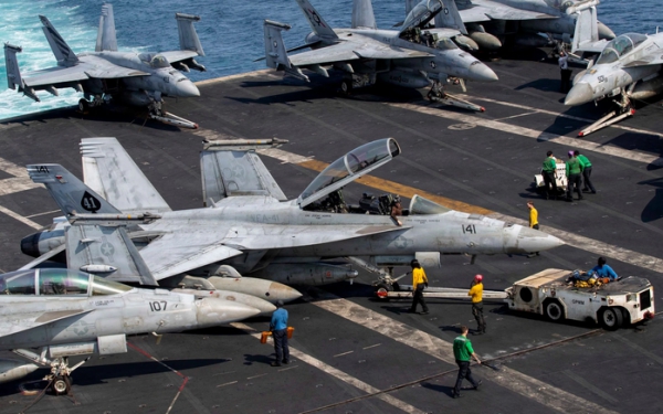 Mỹ mở chiến dịch khai th&ocirc;ng eo biển Hormuz, Israel quyết đưa bộ binh v&agrave;o Iran