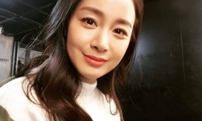 Kim Tae Hee dẫn đầu danh sách diễn tệ nhất Hàn Quốc