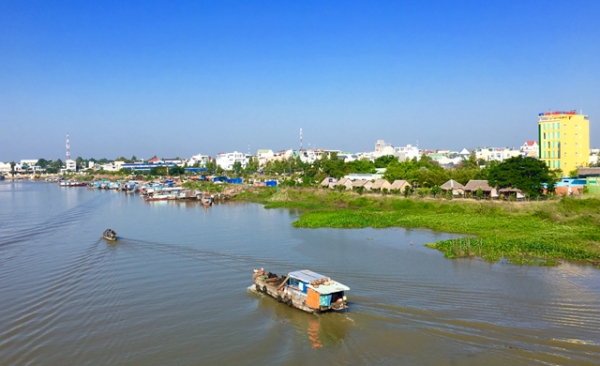 Đầu nguồn “khát lũ”