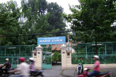 TP HCM: Mâu thuẫn trên mạng xã hội, học sinh Trường Marie Curie hẹn gặp rồi chém nhau