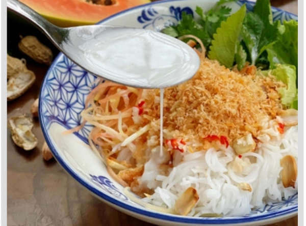 Bún nhâm - đặc sản Hà Tiên