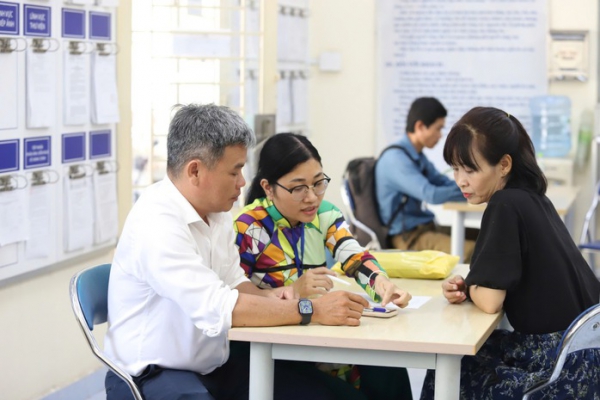 Chính phủ chỉ đạo xây dựng đề án tiền lương và phụ cấp áp dụng chung