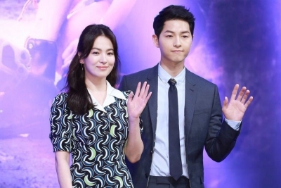 Sốc: Song Joong Ki đệ đơn ly hôn với Song Hye Kyo