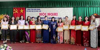 Bậc học mầm non, mẫu giáo còn 50 phòng học nhờ, học tạm