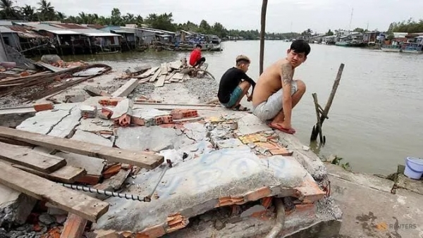 Hạn hán và đập nước làm khô cạn sông Mekong