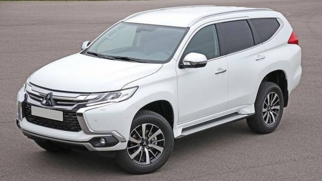 Cạnh tranh Toyota Fortuner 2018, Mitsubishi Pajero Sport “miễn thuế” sắp thêm phiên bản mới tại Việt Nam