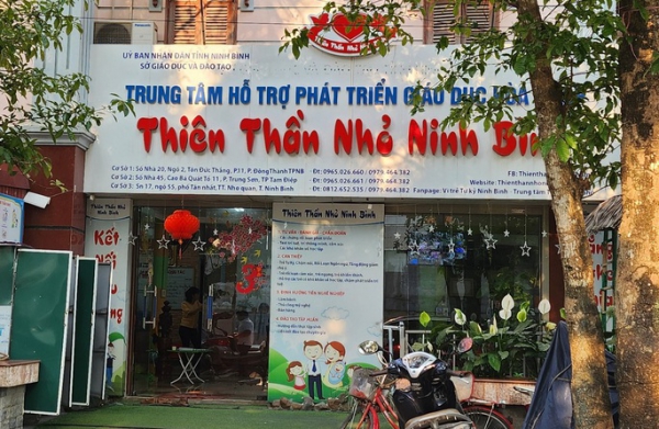 Nữ giáo viên tát vào mặt học sinh 4 tuổi bị cho thôi việc