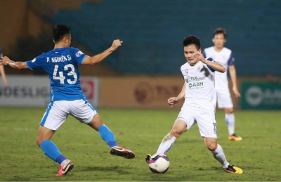 Hà Nội FC thắng đậm vẫn tiếp tục thay tướng