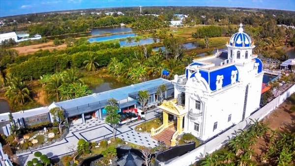 Chủ nhân “biệt phủ đẹp nhất Cà Mau” rút đơn kiện UBND thành phố